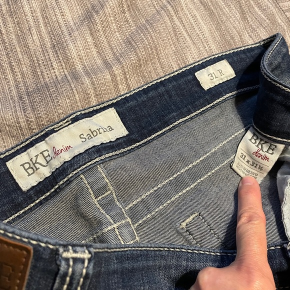 BKE Sabrina 31R, 31x31 1/2, low rise - Picture 2 of 3